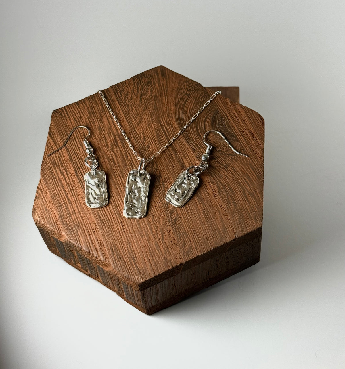 Molten Pendant & Earrings